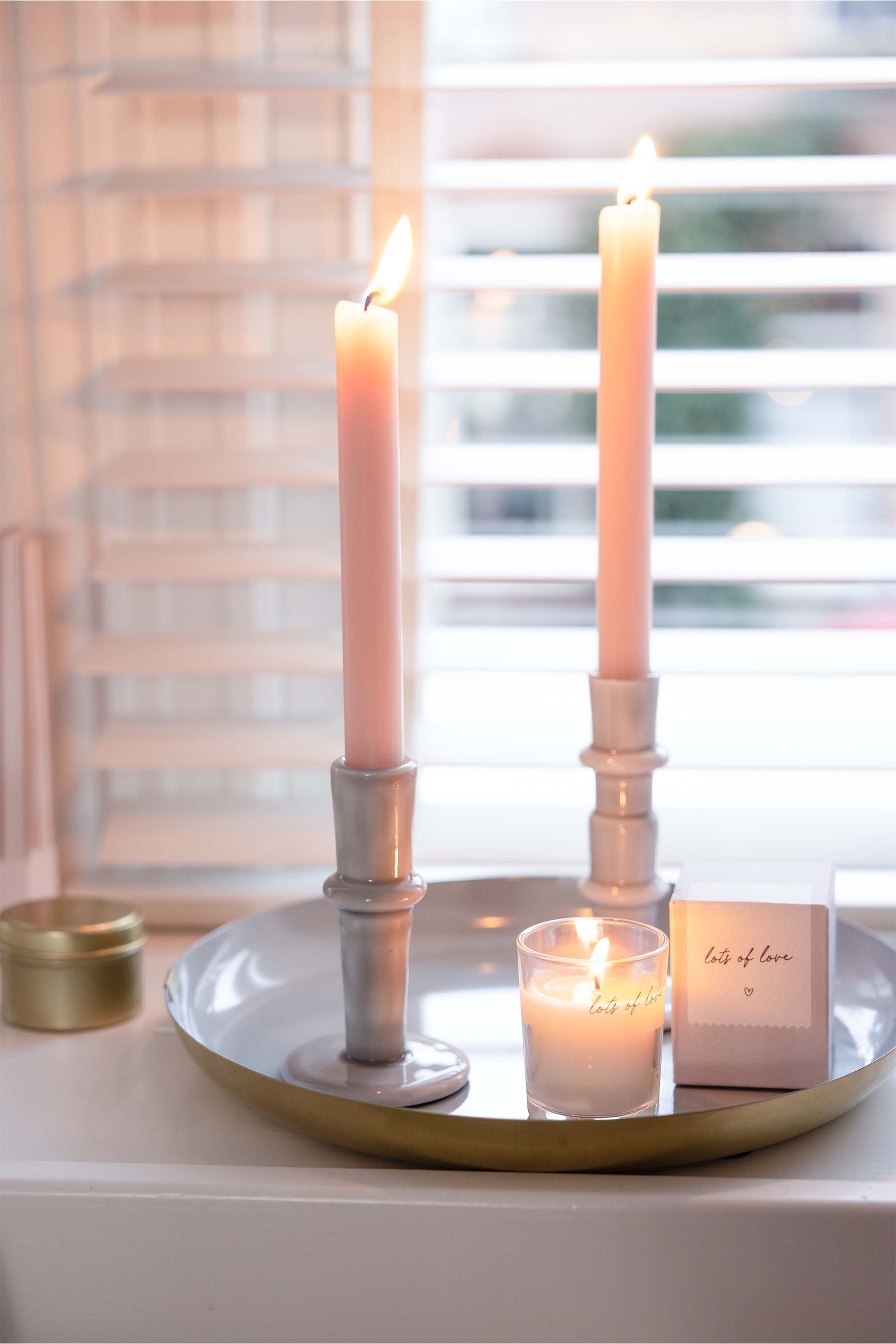 Kaarsen en kandelaars voor een sfeervol interieur – FAVORITES